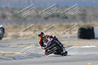 media/Oct-05-2025-CVMA (Sun) [[beeef4f201]]/Race 5-Amateur Supersport Open (Holeshot)/